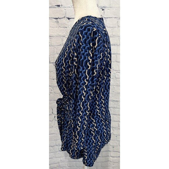 Susan Graver Printed Liquid Knit 3/4-Sleeve Tie-Front Top Blue Multi Size Large - Picture 3 of 7